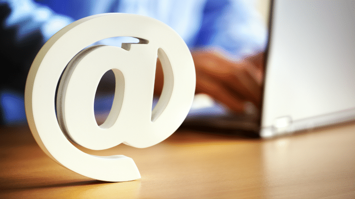 6 Actionable Tips to Build Your Email List